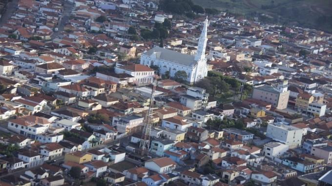 Foto aérea retirada em maio de 2012