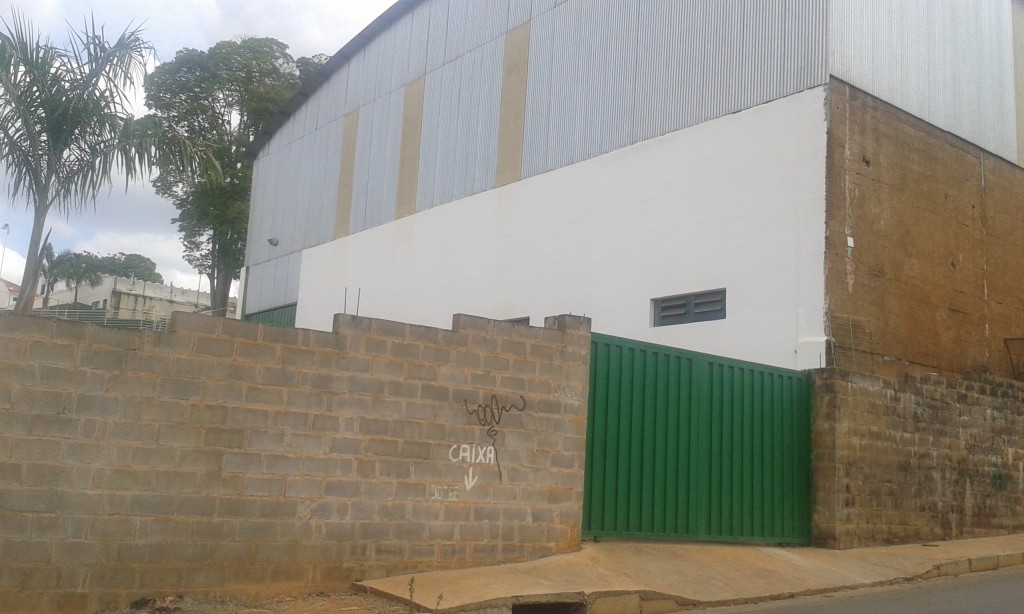 Entrada do Local de Votação no PONTEC