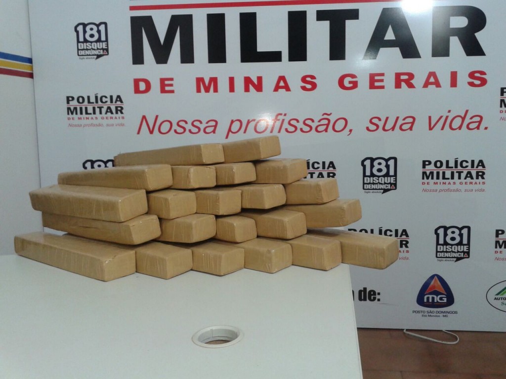 Droga apreendida pela Policia Militar no Quenta Sol