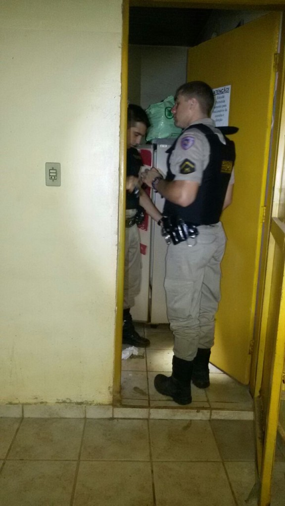 Equipe da Policia Militar no local 