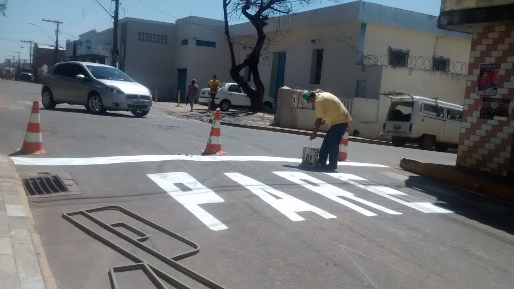 Nas proximidades da Cadeia Pública, Praça da Bandeira e Loteria do Charuto será mão única nesta rua